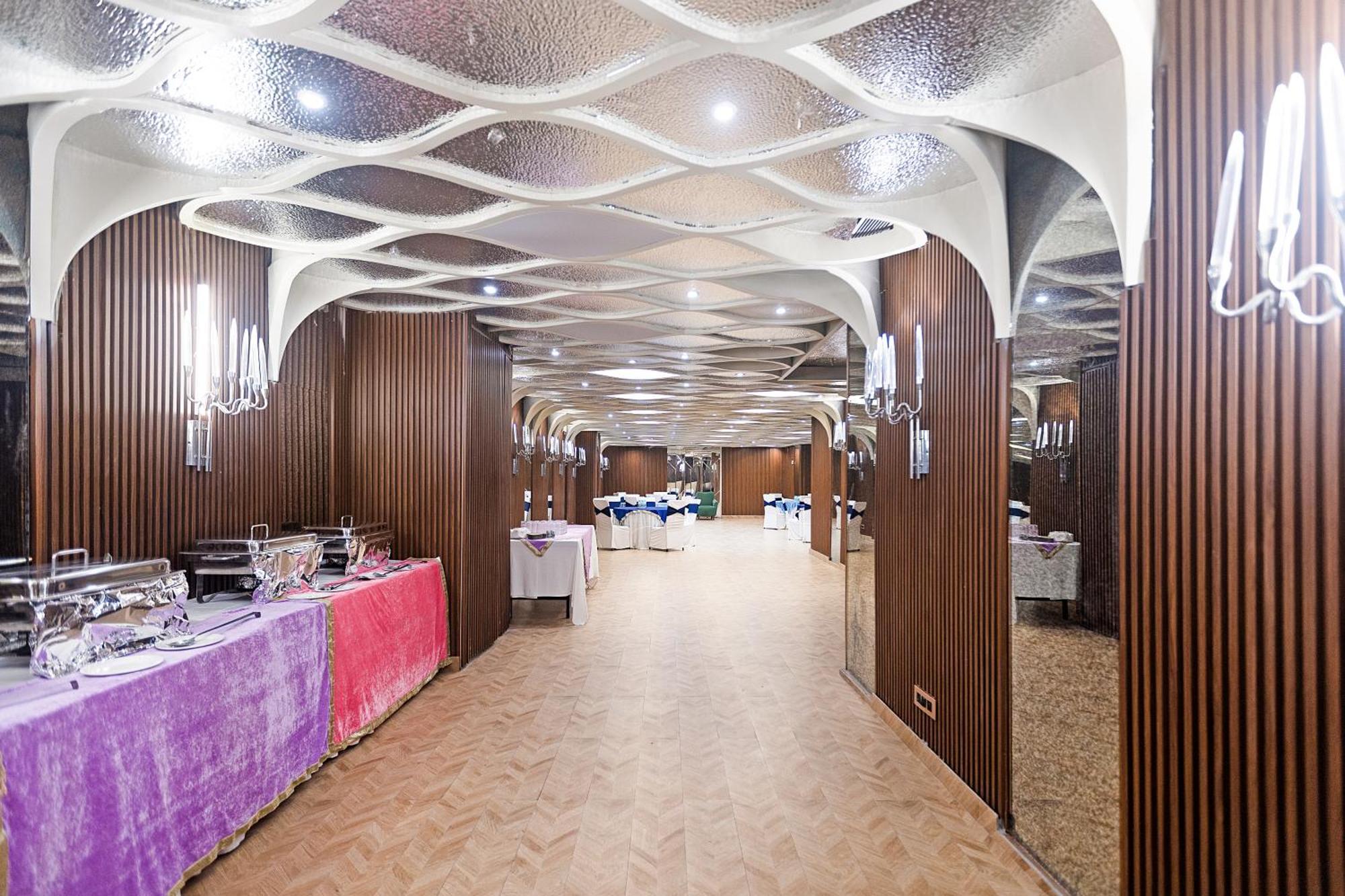 The Grand Vikalp By Saga Hotels Nueva Delhi Exterior foto